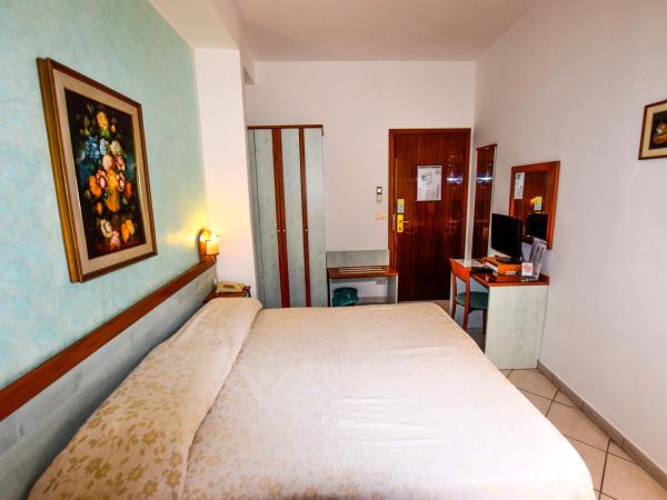 Hotel Condor : photo 4 de la chambre chambre simple standard