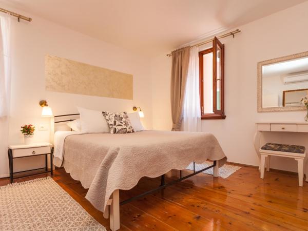 Guesthouse Casa Vittoria : photo 3 de la chambre chambre deluxe