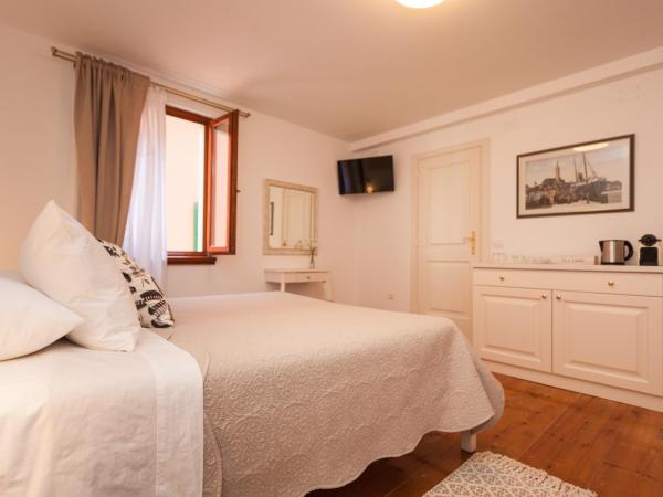 Guesthouse Casa Vittoria : photo 5 de la chambre chambre deluxe