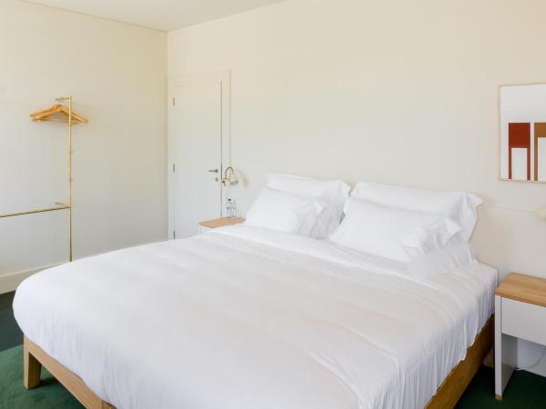 Duas Portas Townhouse : photo 3 de la chambre chambre double - vue sur mer