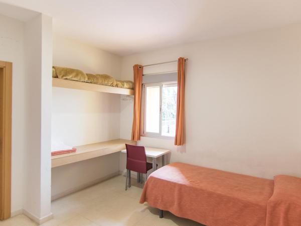 Albergue Inturjoven Marbella : photo 10 de la chambre lit simple en dortoir