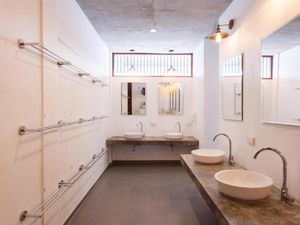 Once Again Hostel : photo 3 de la chambre lit dans dortoir mixte de 4 lits