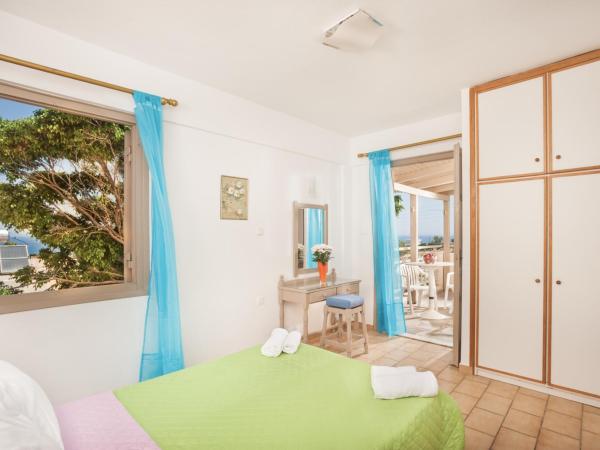 Panorama-Seaview Studios & Apartments : photo 1 de la chambre appartement 2 chambres (4 adultes)