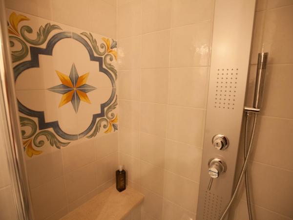 Italiana Resort Maniace : photo 1 de la chambre chambre lit king-size