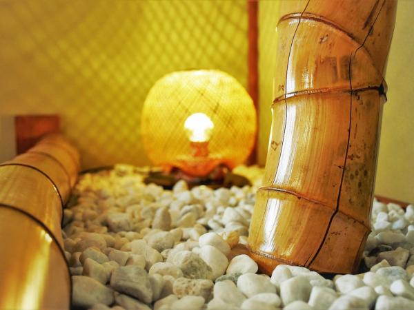 Guest House Oumi : photo 7 de la chambre chambre supérieure de style japonais avec salle de bains commune