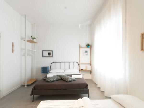 Capofortuna B&B Salerno Centro : photo 5 de la chambre chambre lit king-size deluxe