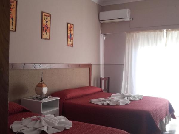 Posada La Casona : photo 4 de la chambre chambre quadruple