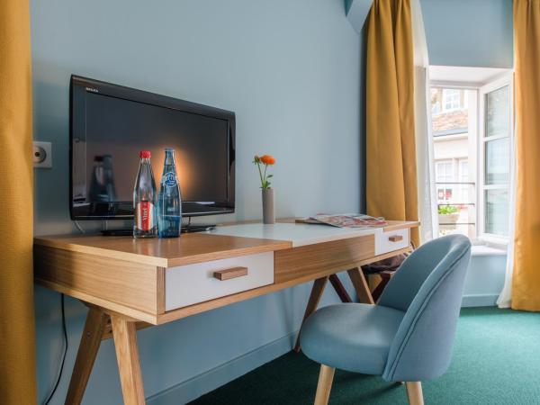 Le Central Boutique Hôtel : photo 1 de la chambre chambre familiale supérieure