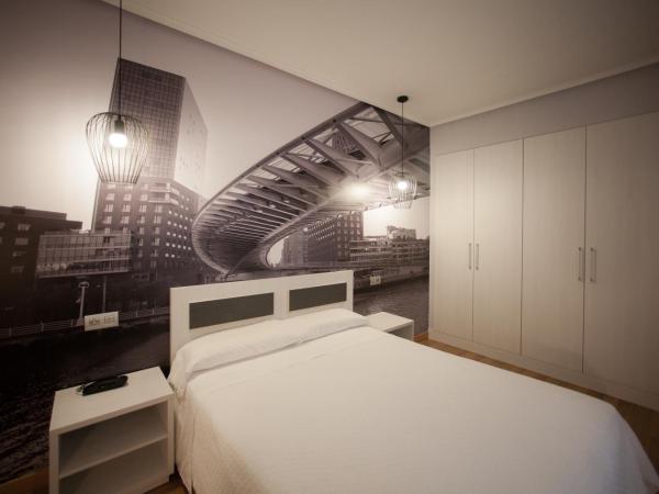 Hotel Sirimiri : photo 7 de la chambre chambre double ou lits jumeaux