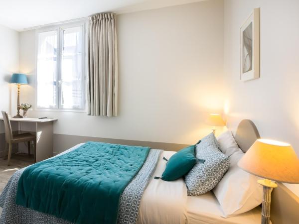 Hôtel L'Adresse : photo 7 de la chambre chambre double supérieure