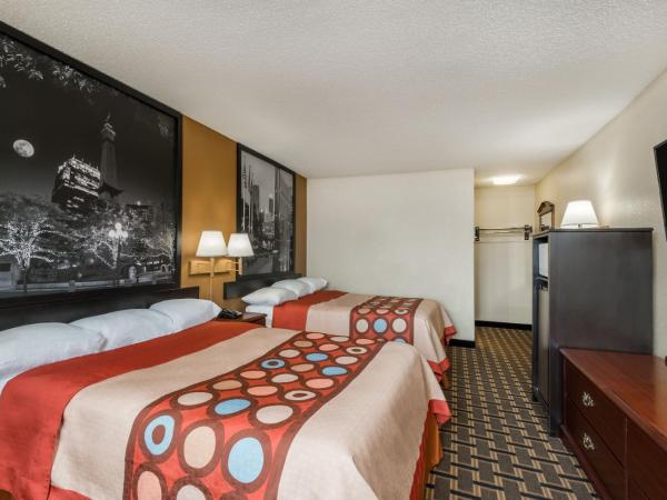 Super 8 by Wyndham Indianapolis/NE/Castleton Area : photo 3 de la chambre chambre double avec 2 lits doubles - non-fumeurs