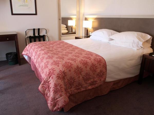 Hôtel Bristol : photo 2 de la chambre chambre double standard