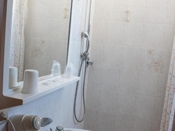 Hotel Malibran : photo 10 de la chambre chambre lits jumeaux Économique