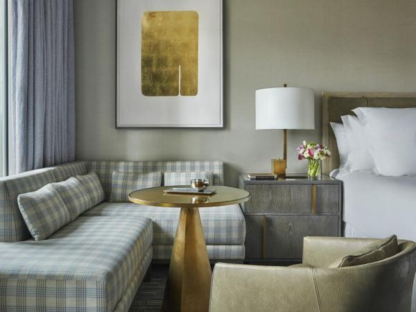 Four Seasons Hotel New York Downtown : photo 4 de la chambre hudson corner king