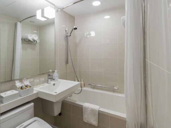 The Royal Park Canvas Nagoya : photo 5 de la chambre double room (1 adult) with buffet breakfast - non-smoking