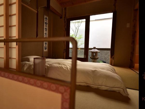 Yado Kiramachi : photo 8 de la chambre chambre familiale avec salle de bains