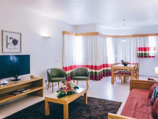 Grand Muthu Forte Da Oura : photo 10 de la chambre hébergement 1 chambre club (6 adultes)