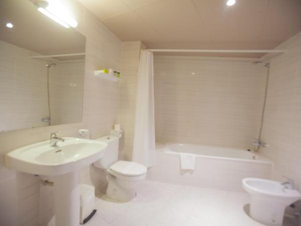 Insitu Eurotel Andorra : photo 5 de la chambre chambre lits jumeaux