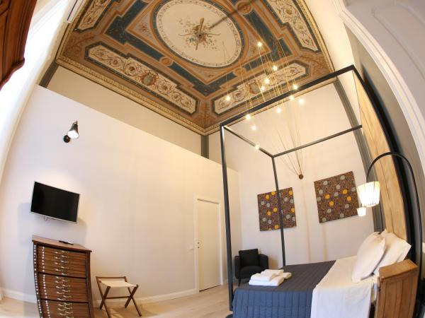 The Dante House by House In Naples : photo 2 de la chambre chambre triple avec balcon
