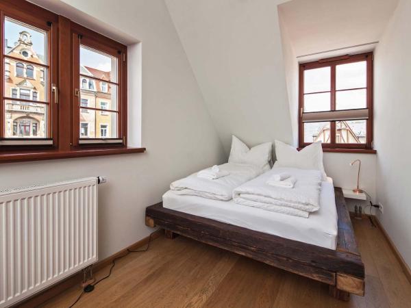 Bed and Breakfast am Schillerplatz : photo 8 de la chambre chambre familiale