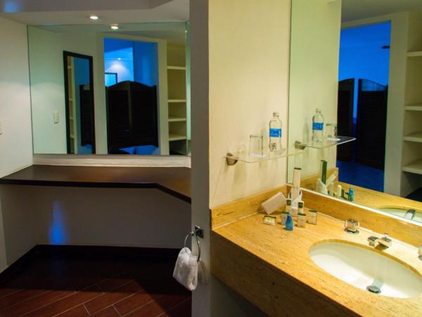 Hotel Real de Puebla : photo 3 de la chambre suite junior