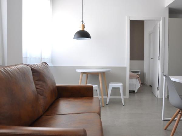 Residencia Universitaria Tarragona Mediterrani : photo 4 de la chambre studio familial exécutif