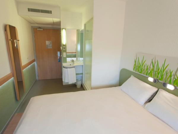 ibis budget Cherbourg - La Glacerie : photo 3 de la chambre chambre double
