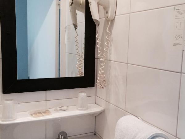 Hotel Cosmos : photo 6 de la chambre chambre simple standard