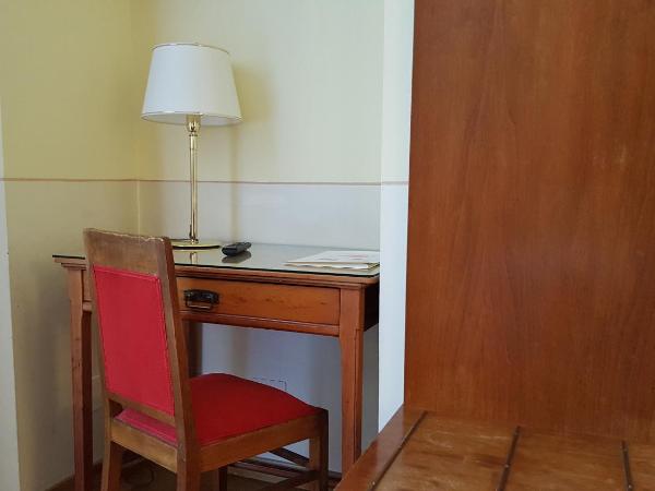 Hotel Roma e Rocca Cavour : photo 1 de la chambre chambre simple confort
