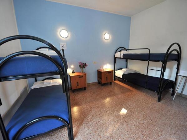 OstellOlinda : photo 2 de la chambre lit simple dans un dortoir de 4 lits pour femmes