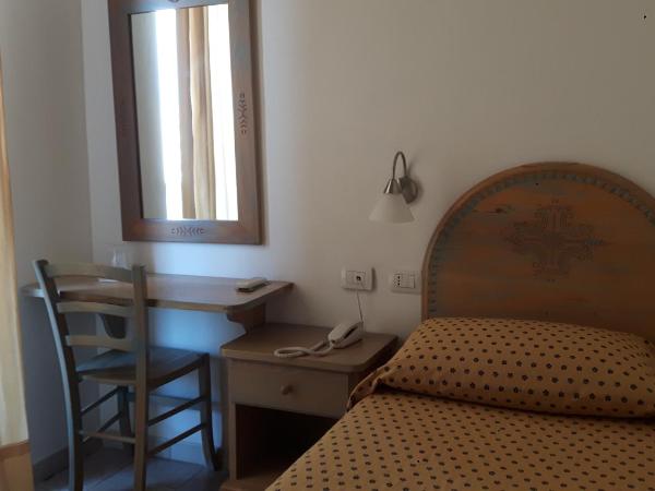 Alghero Vacanze Hotel : photo 2 de la chambre chambre simple