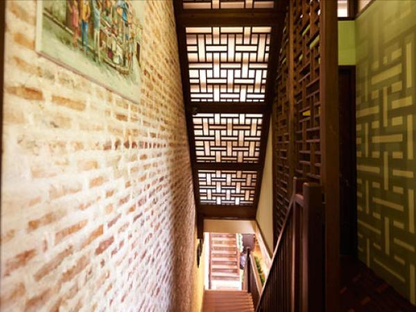 You Le Yuen : photo 2 de la chambre suite en duplex - côté cour