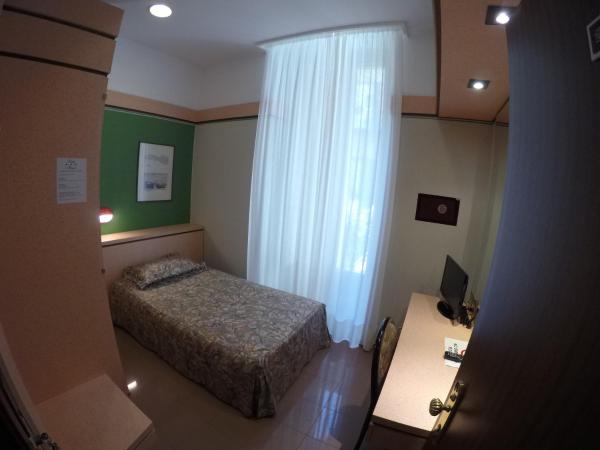 Le Petit Hotel : photo 4 de la chambre chambre simple standard
