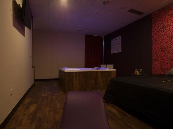 Motel Los Abedules : photo 1 de la chambre suite lit king-size