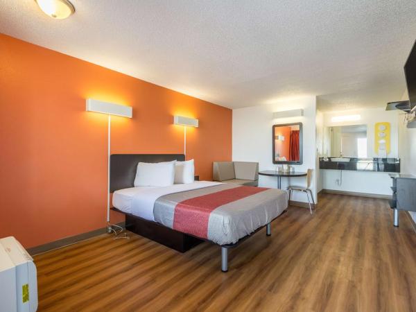 Hotel 465 By Regency : photo 1 de la chambre chambre lit queen-size - non-fumeurs