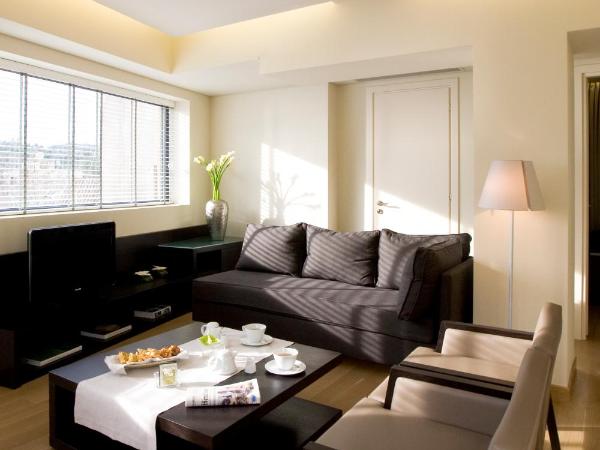 O&B Athens Boutique Hotel : photo 5 de la chambre grande suite avec terrasse privée