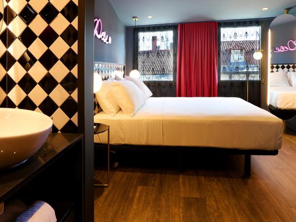 Axel Hotel Madrid - Adults Only : photo 9 de la chambre chambre double ou lits jumeaux