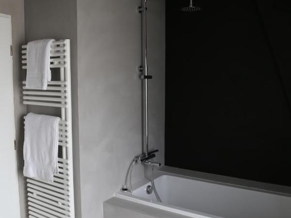 Le clos de l'olivier : photo 6 de la chambre chambre deluxe double ou lits jumeaux