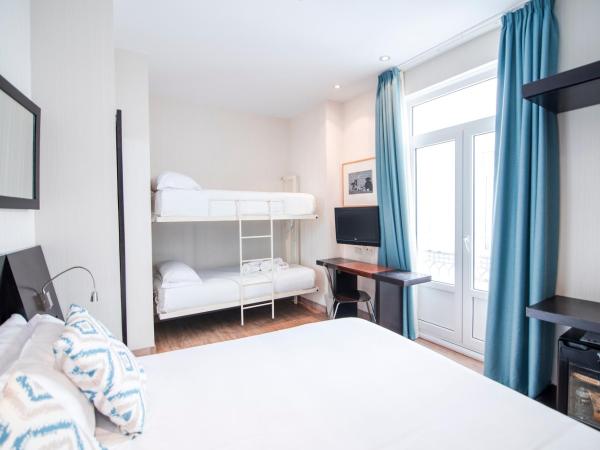 Petit Palace Plaza de la Reina : photo 2 de la chambre chambre quadruple