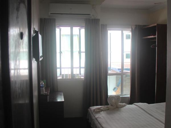 Alonto Hotel : photo 2 de la chambre chambre double