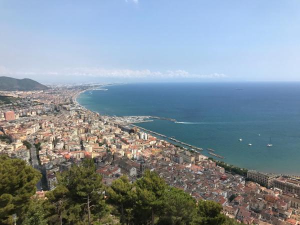 B&B Salernoway : photo 2 de la chambre chambre quadruple avec salle de bains privative