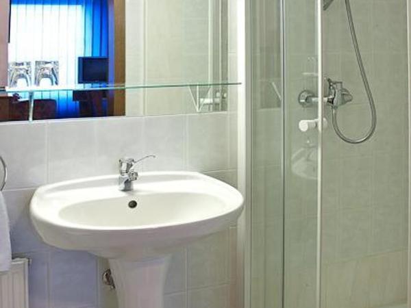 Hotel Victoria : photo 2 de la chambre chambre lits jumeaux