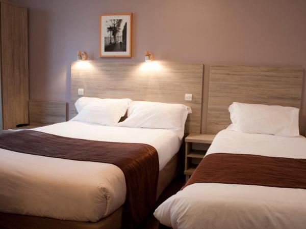 Hotel Cosmos : photo 5 de la chambre chambre triple classique