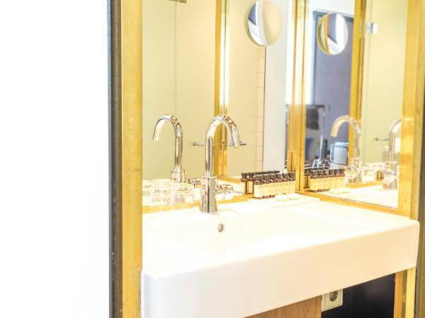 INK Hotel Amsterdam - MGallery Collection : photo 7 de la chambre chambre lits jumeaux classique