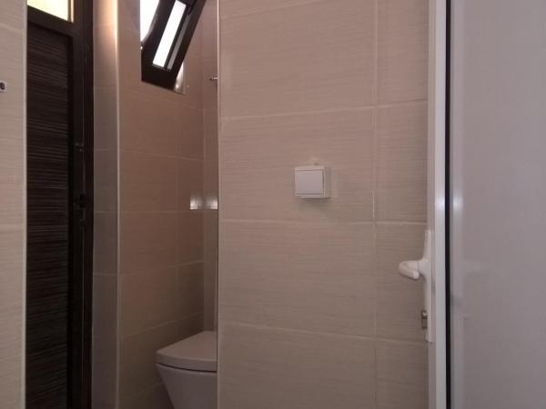 Stathis : photo 5 de la chambre chambre avec salle de bains privative