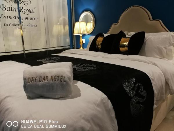 1 Day Car Hotel Station 18 : photo 4 de la chambre chambre double standard