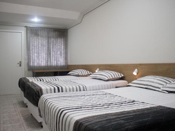 Hotel Dois Irmãos : photo 4 de la chambre chambre triple deluxe