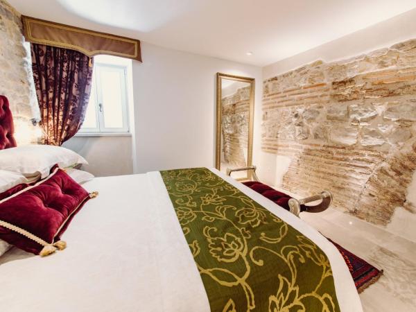 Villa Nepos Hotel : photo 10 de la chambre luxueux appartement 2 chambres