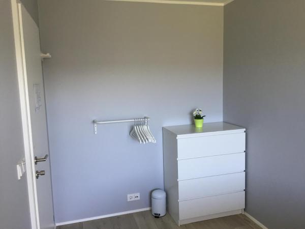 Ubak Guesthouse : photo 5 de la chambre chambre double avec salle de bains commune