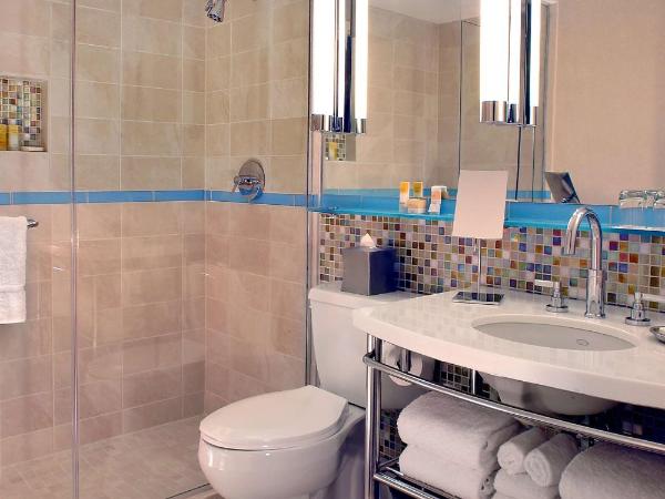 Hyatt Regency Baltimore : photo 6 de la chambre chambre lit king-size